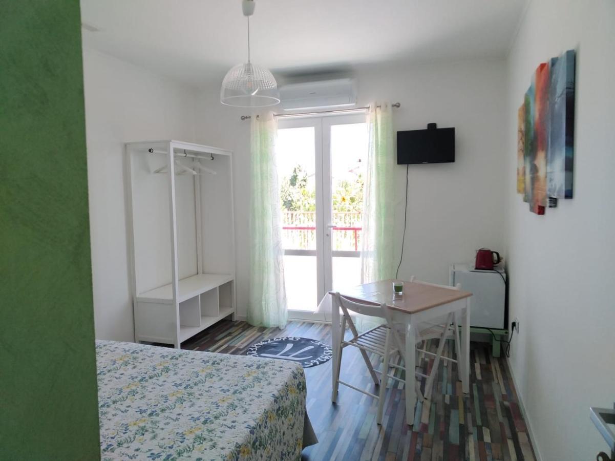 Pigreco Bed & Breakfast Albenga Ngoại thất bức ảnh